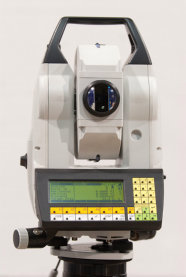 Total station (theodolite)